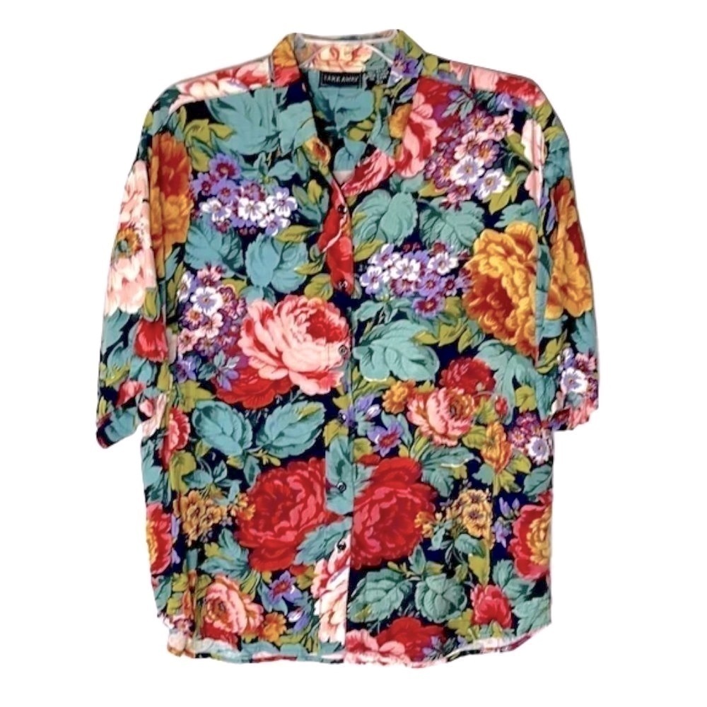 ❤️ TAKE AWAY Floral button down Shirt Size L